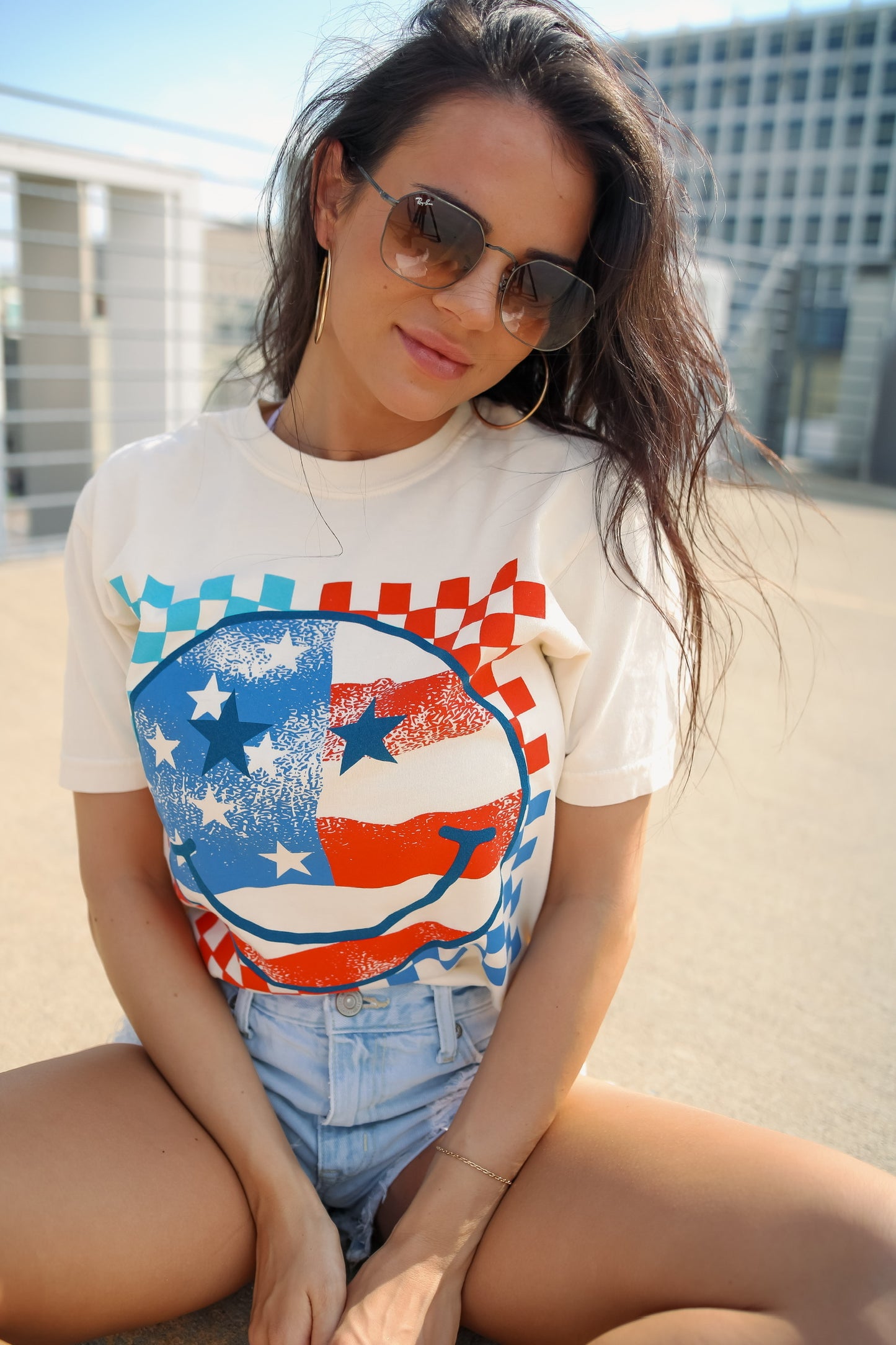 Patriotic Smiley | Ivory | Short Sleeve