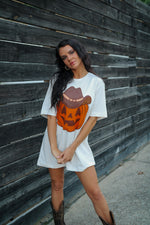 Load image into Gallery viewer, Howdy Pumpkin | Vintage White | Short Sleeve Tee

