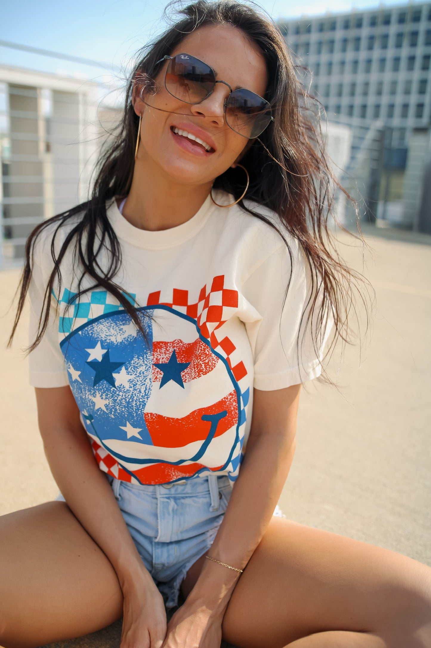 Patriotic Smiley | Ivory | Short Sleeve
