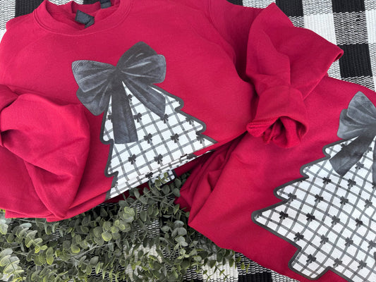 Black White Bow Christmas Tree | Sweatshirt