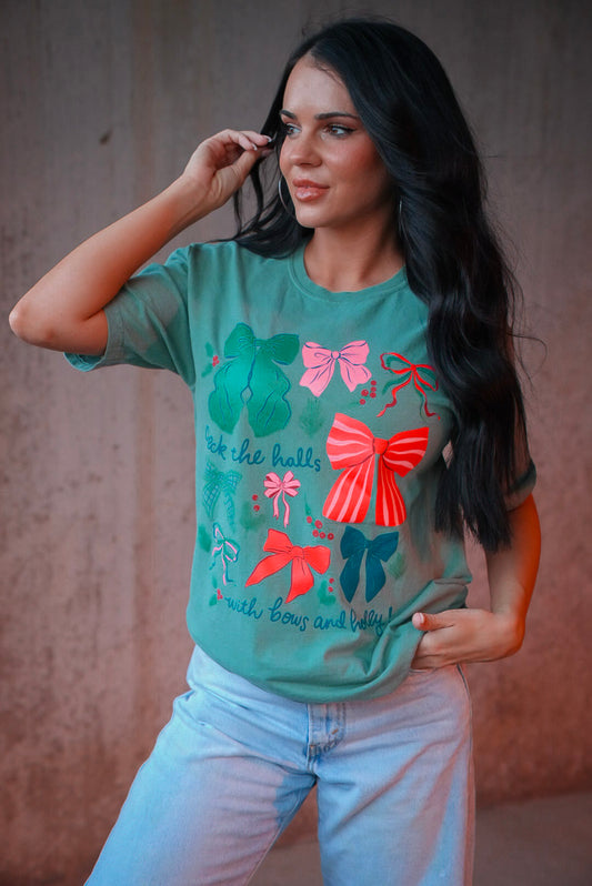 Bows and Holly | Cypress Green | Short Sleeve