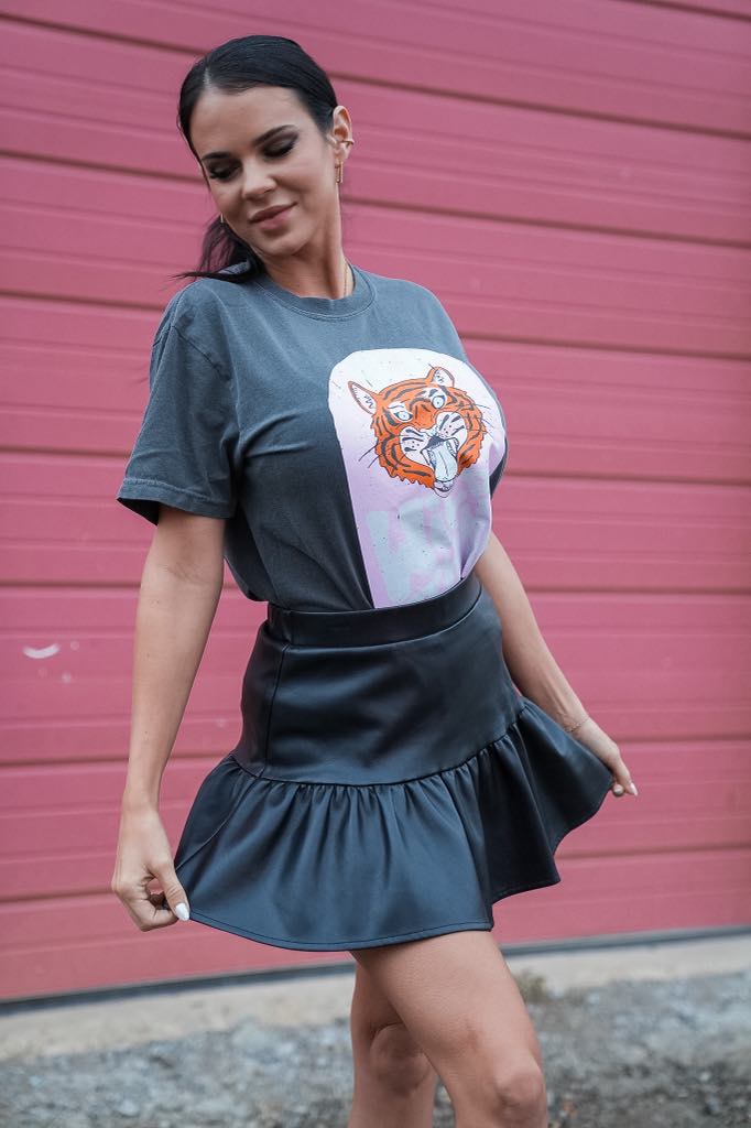 Hey Wild Thing | Pepper | Short Sleeve